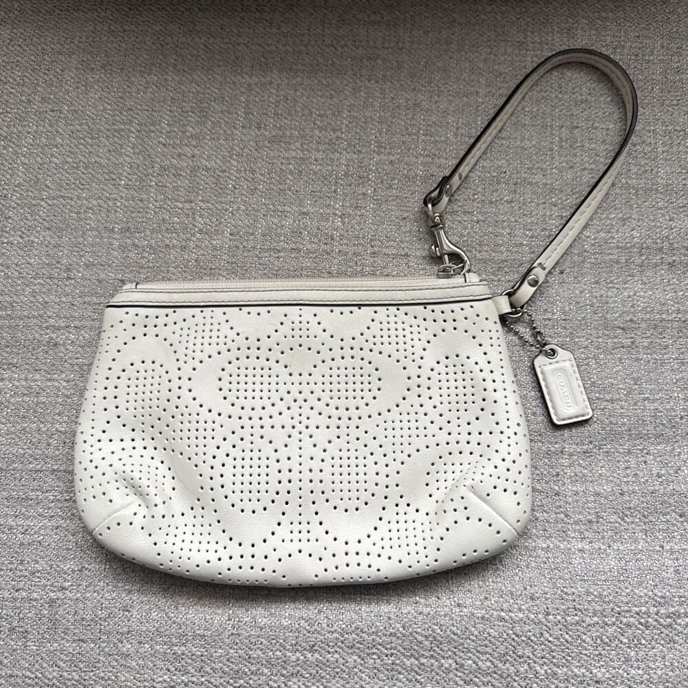 Coach Ivory Perforated Signature Leather Wristlet Pouch Zip Clutch Y2K - Picture 5 of 11